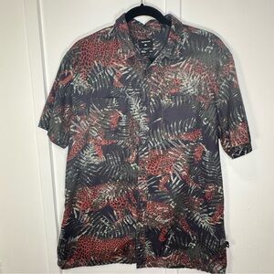 Quiksilver Men's Red and Black Tropical Shirt